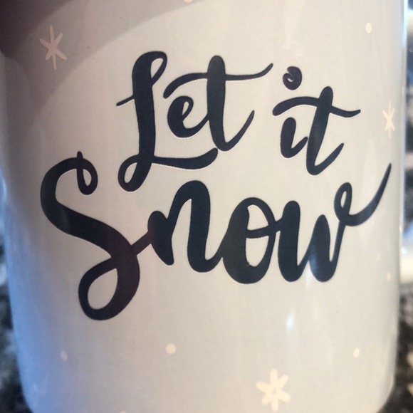 🎄Harry and David “Let It Snow” mug - Picture 4 of 6